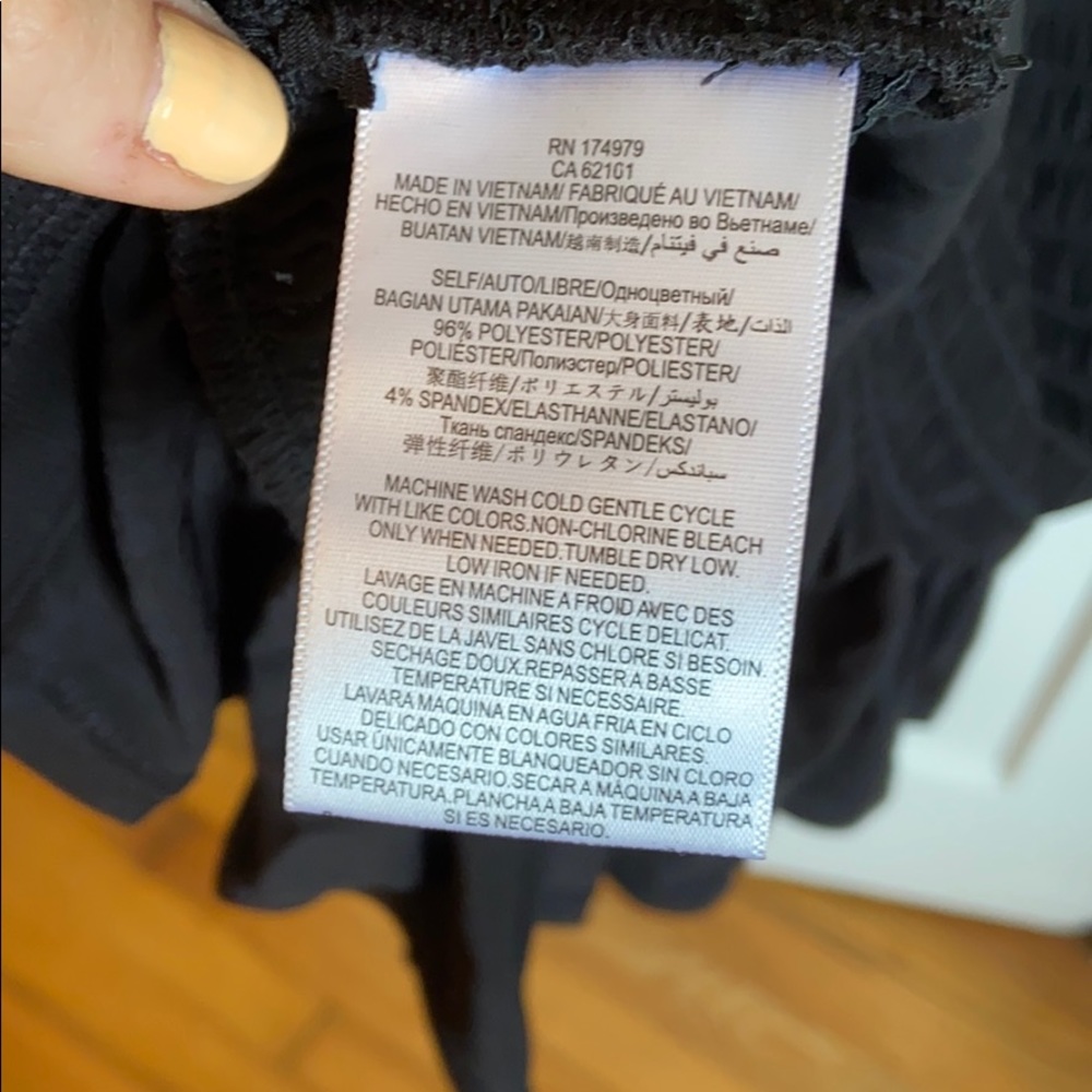 BCBG back off the shoulder dress - Picture 7 of 7